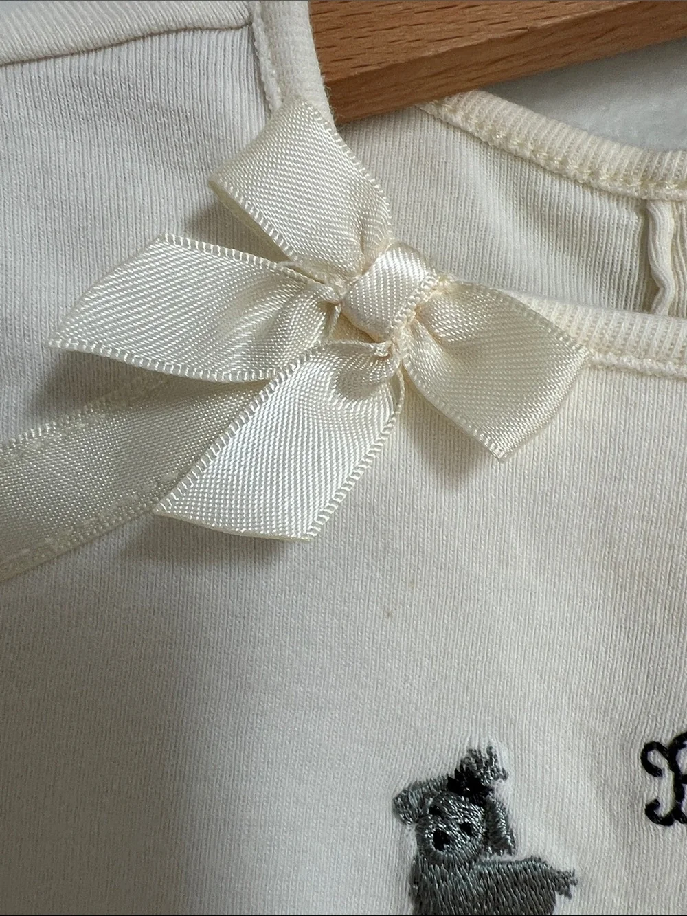 Gymboree | Cream Long Sleeve Top with Bow Shoulders